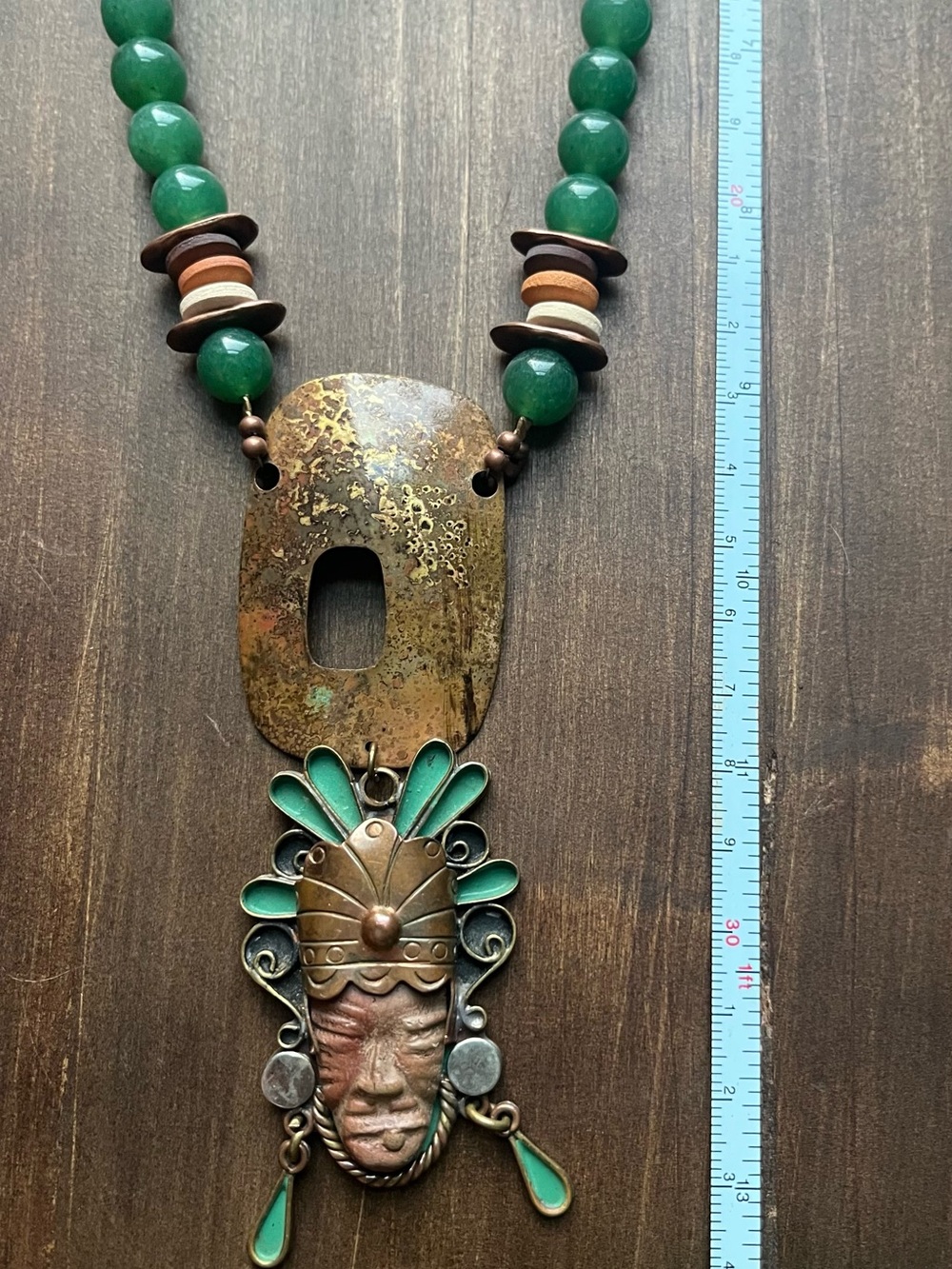 Vintage Stamped copper and jade necklace - Picture 2 of 5